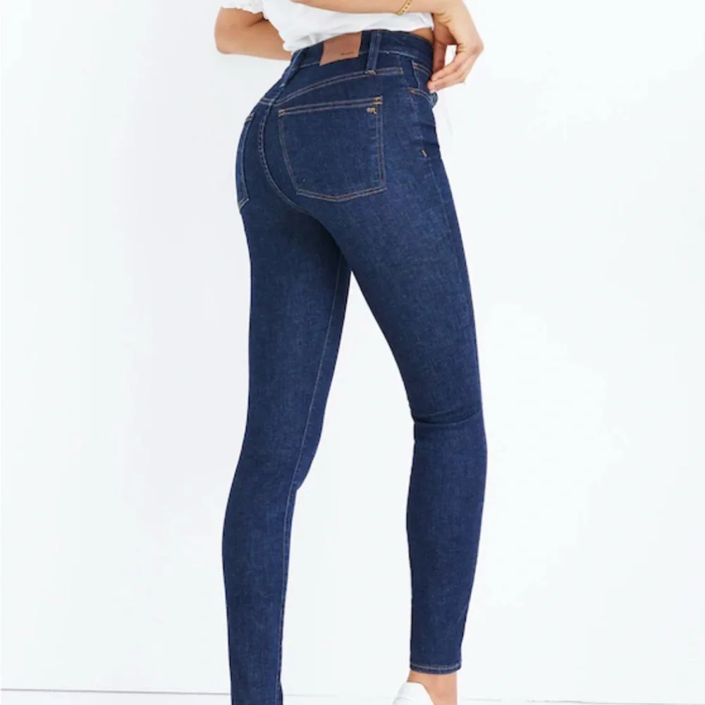 Madewell Dark Wash Curvy High-Rise Skinny Jeans - Size 27 - Picture 1 of 5